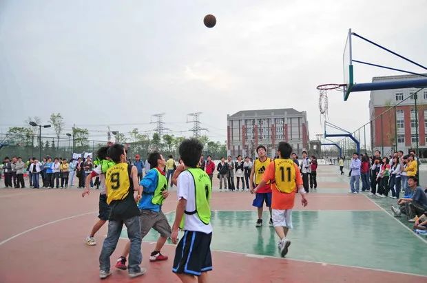 2023年四川對口高考14個(gè)專業(yè)類別各院校?？婆{(diào)檔線一覽表